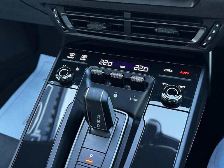 2024 Porsche 911 GTS 2dr PDK COUPE PETROL Automatic