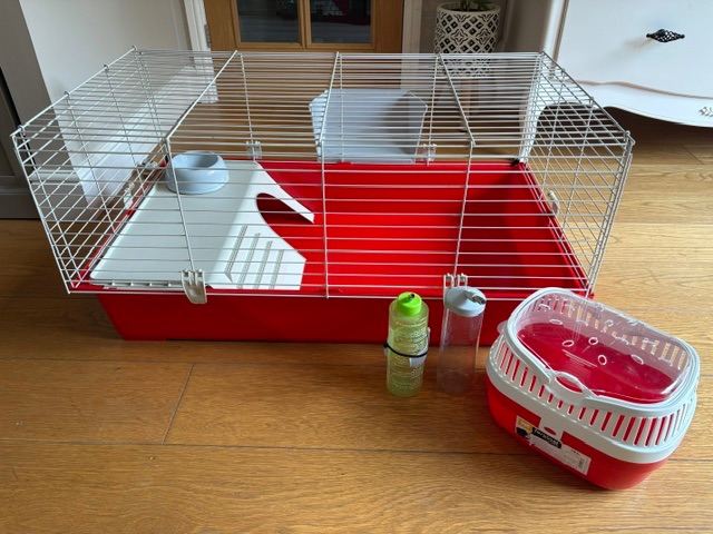 Ferplast small animal cage, 2 water bottles and Ferplast pet carrier
