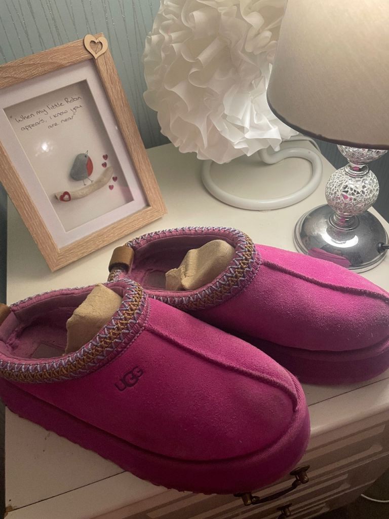 Ugg shoes 