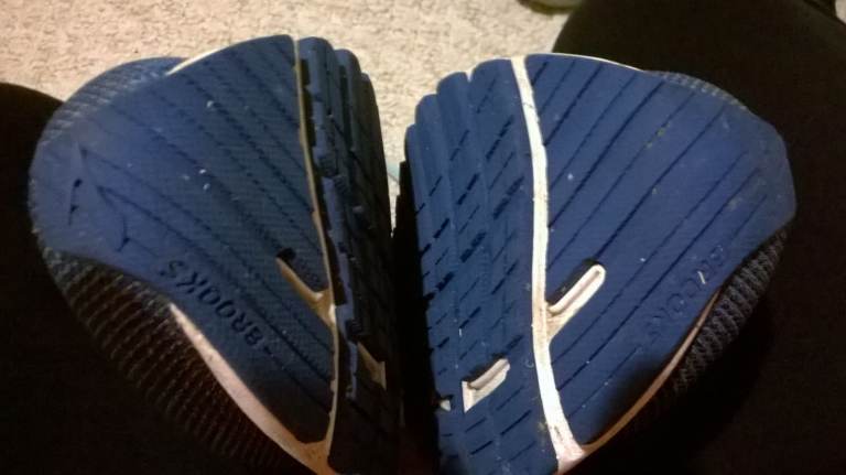 BROOKS ADRENALINE 19 TRAINERS RRP £120 FREE POST