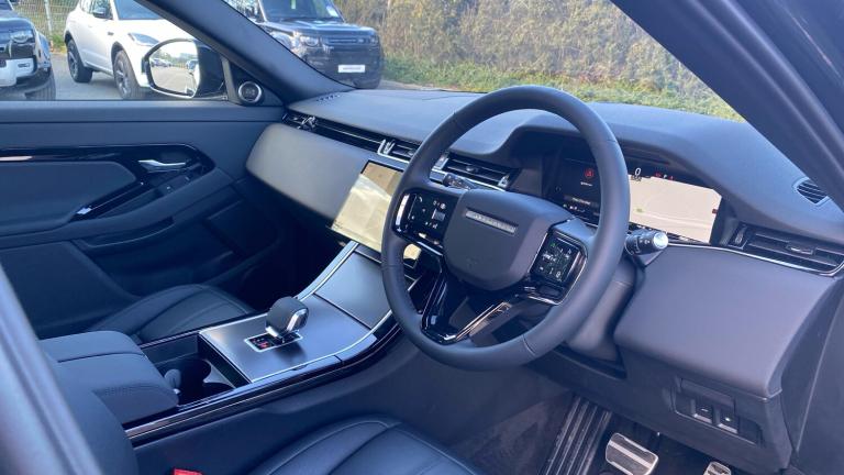 2025 Land Rover Range Rover Evoque 1.5 P270e Dynamic SE 5dr Auto ESTATE PETROL/ELECTRIC Automatic