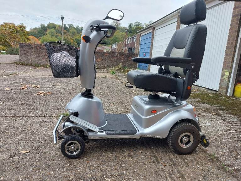 Quingo Plus Mobility Scooter - Silver, Very Good Condition