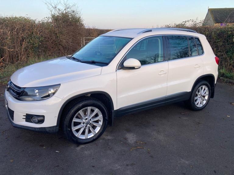 2013 Volkswagen Tiguan 2.0 TDI BlueMotion Tech SE 4WD Euro 5 (s/s) 5dr ESTATE Diesel Manual