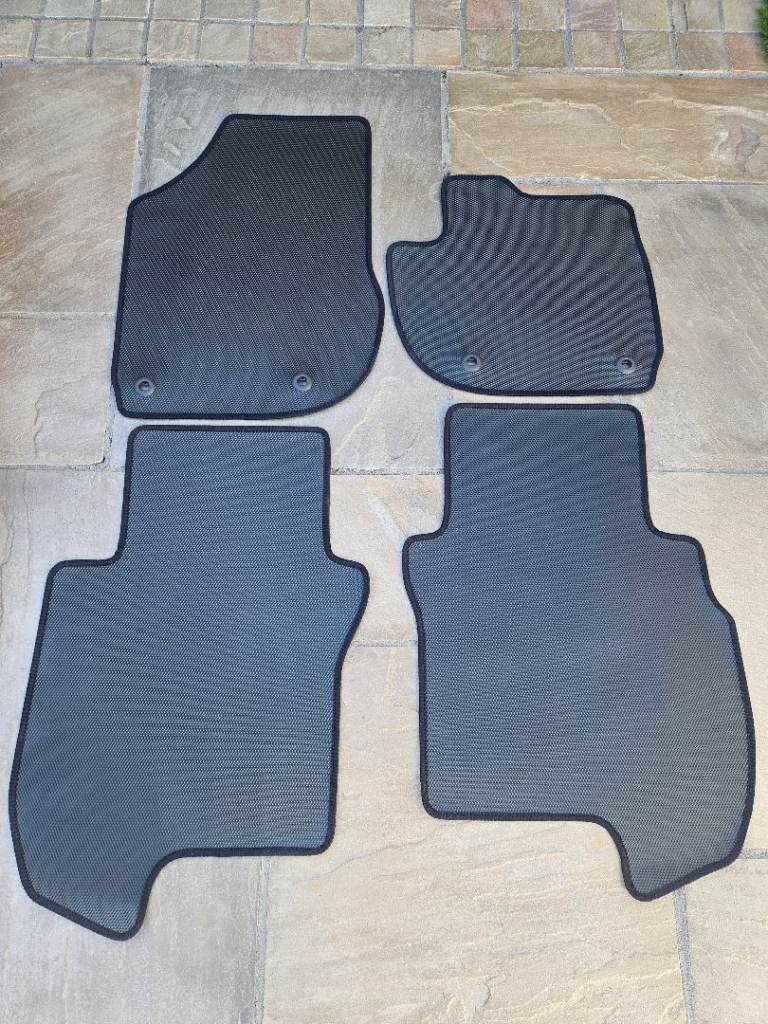 Honda Jazz 2020 onwards Custom Rubber Mats