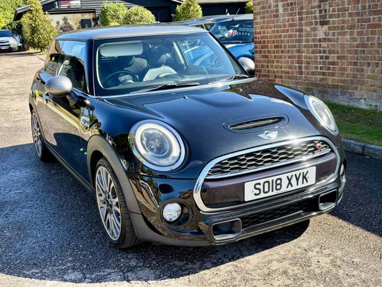 MINI HATCH 2.0 3-Door Hatch Cooper S Seven Edition 2018