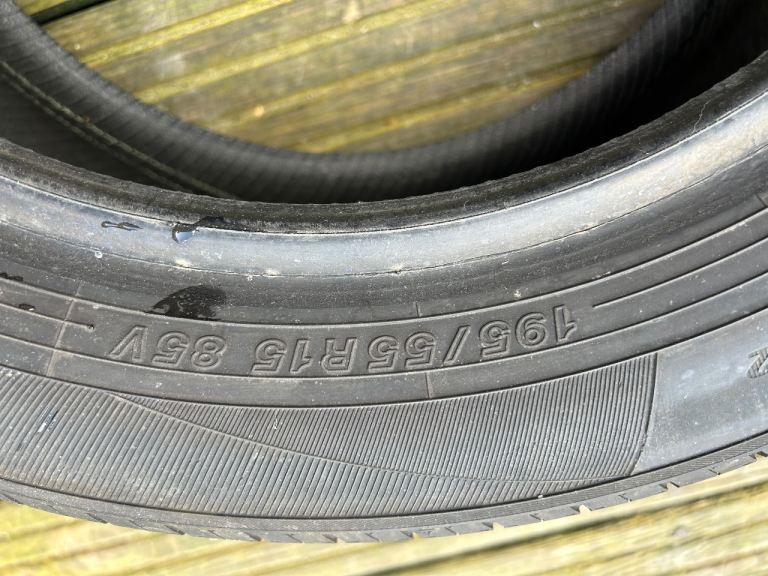 195 / 55 / 15 tyre