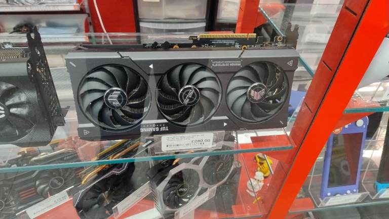 Asus tuf 7600xt 16gb swap nvidia