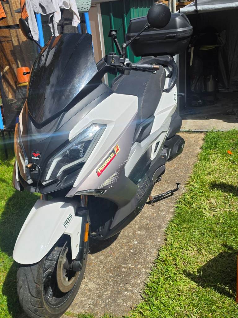 Lexmoto, PEGASUS, 2021, 276 (cc)
