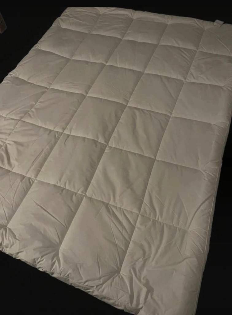 Dorma King Size Mattress Topper - White, As New Condition
