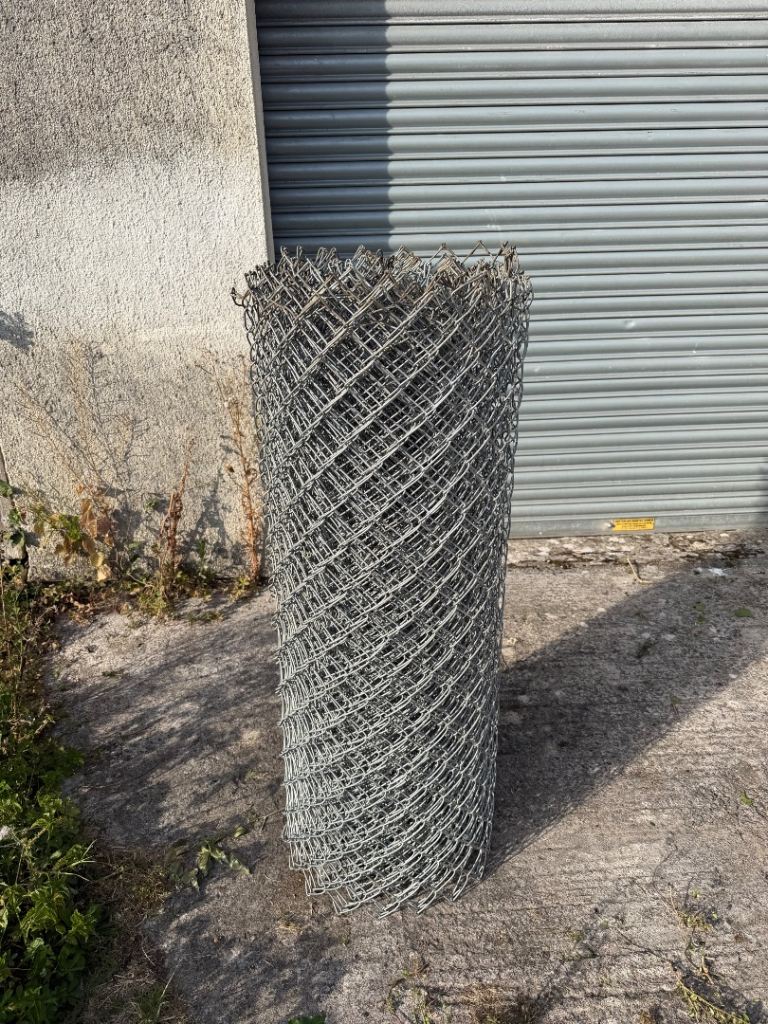 Chain Link Fencing Roll – Good Condition
