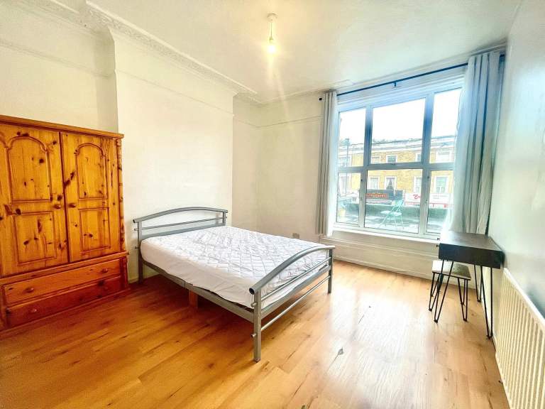 3 Bedroom Apartment – Caledonian Road, Islington, London, N1 - Ref: 697