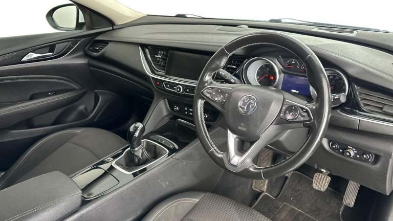 2017 Vauxhall Insignia 2.0 Turbo D Tech Line Nav 5dr HATCHBACK DIESEL Manual