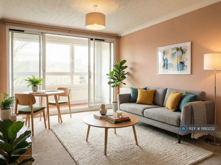 1 bedroom flat in Elmley St, London, SE18 (1 bed) (#1993232)