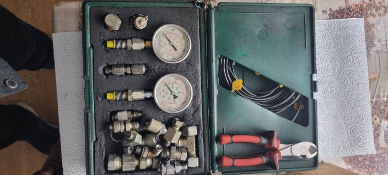 Hydraulic Pressure test guages