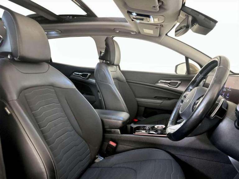 2022 Kia Sportage 1.6T GDi HEV 4 5dr Auto ESTATE PETROL/ELECTRIC Automatic