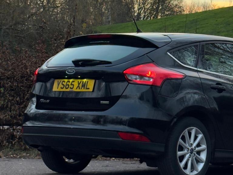 2015 Ford Focus 1.0T EcoBoost Titanium Euro 6 (s/s) 5dr HATCHBACK Petrol Manual