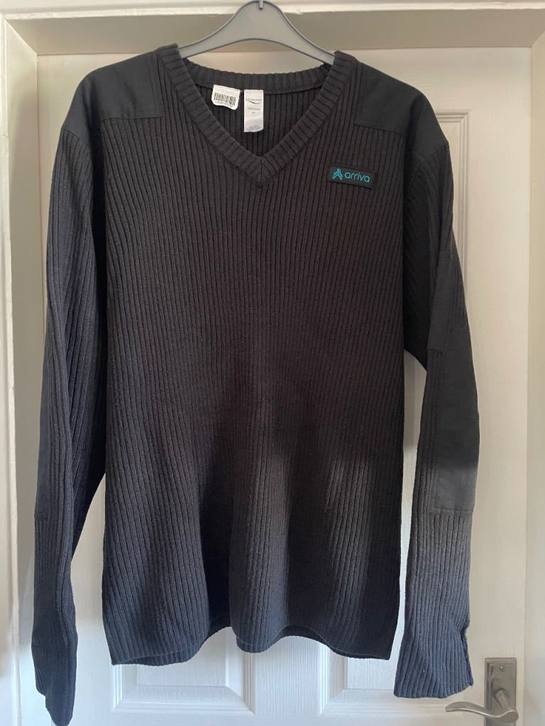 Arriva Uniform ~ 2x Ribbed, Patch Jumpers ~ Size 2xl