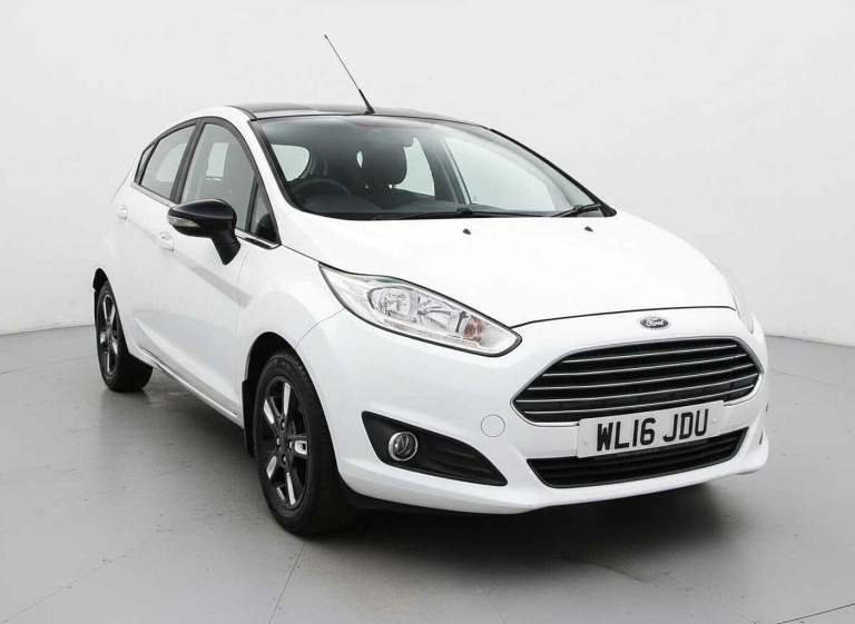 2016 Ford Fiesta 1.0 EcoBoost Zetec White 5dr HATCHBACK Petrol Manual