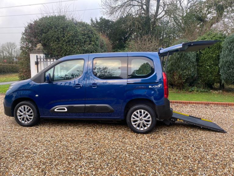 2021 Citroen Berlingo 1.5 BlueHDi 100 Feel M 5dr [6 Speed] MPV Diesel Manual