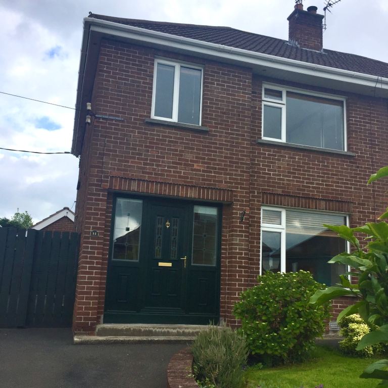 Semi detached house for rent in Grange Park Bangor Co Down