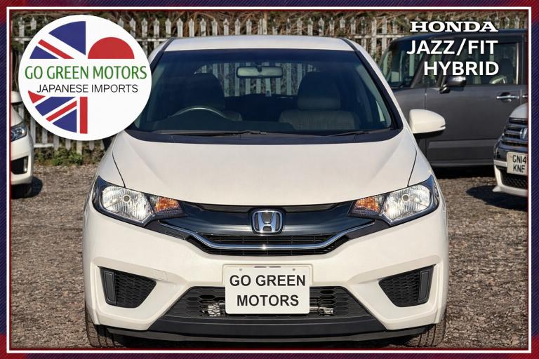 2015 Honda Jazz Fit 1.5 Hybrid Automatic 61000 miles Apple CarPlay 5 doors Hatchback Petrol/Elect...