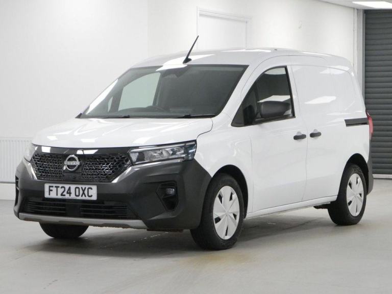 2024 NISSAN TOWNSTAR 90 KWH 45 KWH L1 ACENTA AUTO ELECTRIC 6 DOOR