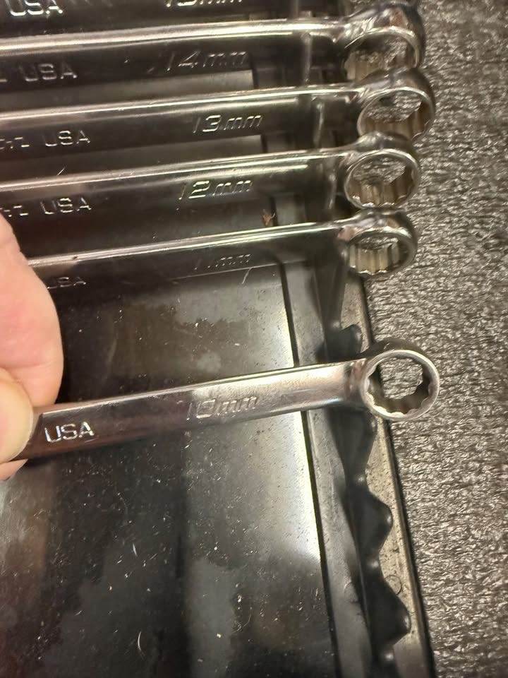Snap on long combo spanners