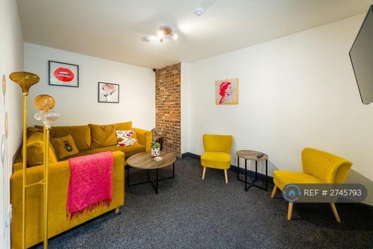 1 bedroom in Glebe Street, Stoke-On-Trent, ST4 (#2745793)