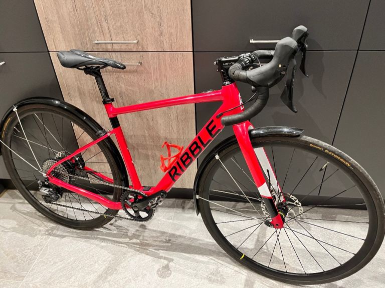 Ribble CGR Al e Electric gravel/road bike.  Light weight. Minor cosmetic wear.  Low mileage