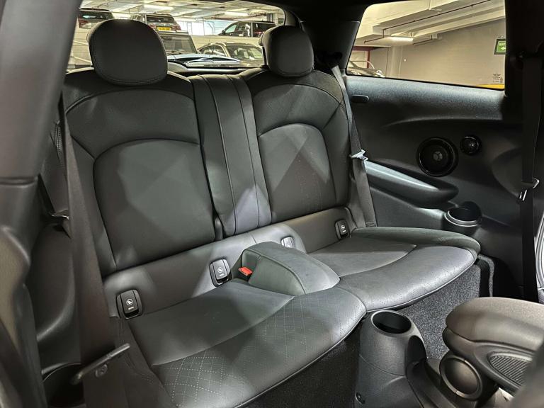 2019 MINI Hatch 2.0 Cooper S Sport II 3dr Auto HATCHBACK PETROL Automatic