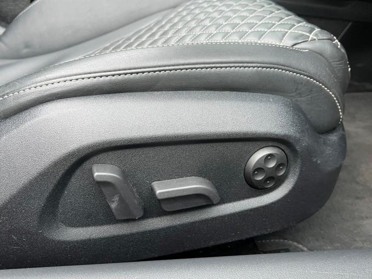 2015 Audi R8 5.2 FSI V10 Quattro 2dr S Tronic CONVERTIBLE PETROL Automatic