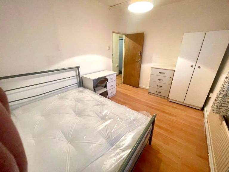 🏠 3 Fantastic Rooms in Bethnal Green + All Bills Included | 3 Rooms Available  🖤