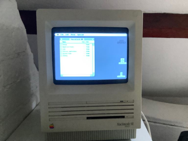 Apple Mac SE private sale 