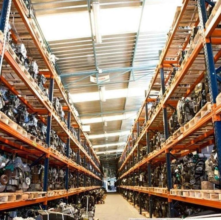 4X4 AND COMMERCIAL COMPLETE ENGINES AND BOXES. IDEAL EXPORT OR UK USE