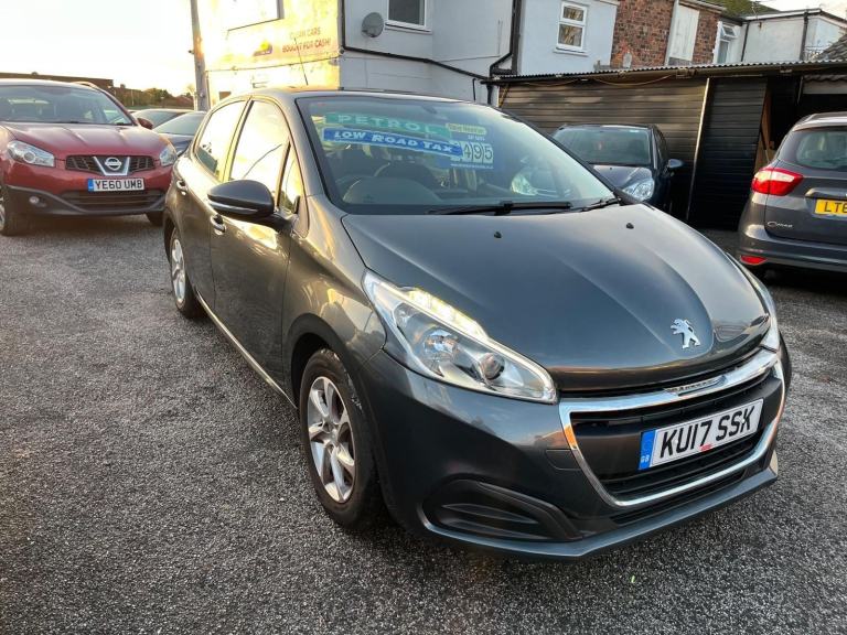 2017 Peugeot 208 1.2 PureTech Active Euro 6 5dr HATCHBACK Petrol Manual