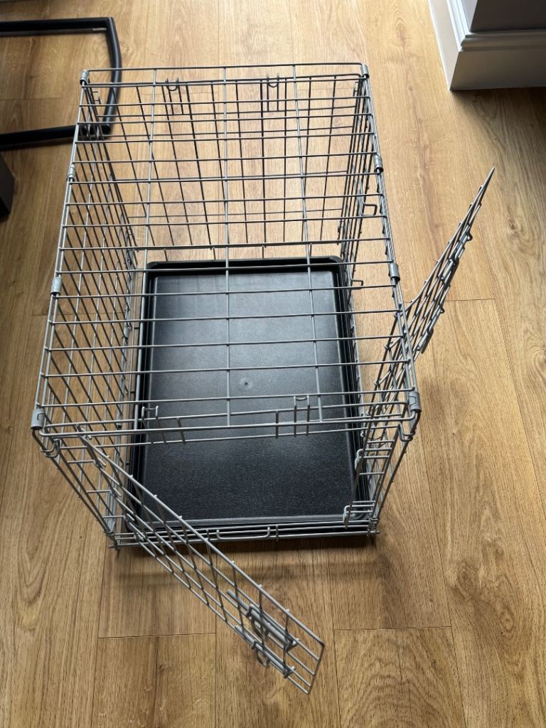 Small folding pet crate