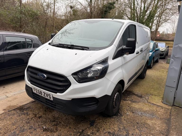  Ford Transit Custom 2.0 300 EcoBlue Panel Van 5dr Diesel Manual L1 H1 Euro 6 (105 ps) Diesel Manual