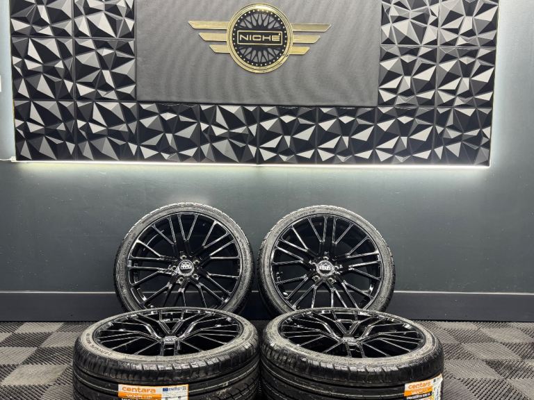 19” inch Audi rs black alloys wheels 5x112 s3 s4 s6 a3 a4 a6 tt Vw caddy scirocco 