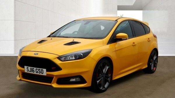 2016 Ford Focus 2.0 TDCi ST-3 Hatchback 5dr Diesel Manual Euro 6 (s/s) (185 ps) HATCHBACK Diesel ...