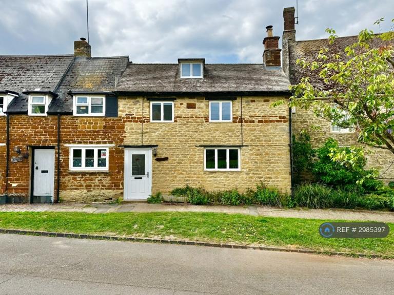 3 bedroom house in Manor Road, Banbury, OX17 (3 bed) (#2985397)