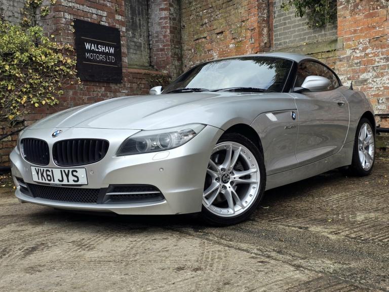BMW Z4 3.0 Z4 sDrive30i Roadster 2011