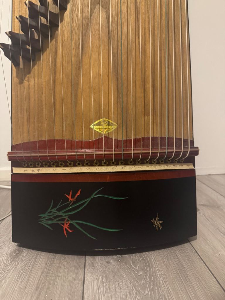Chinese Guzheng 