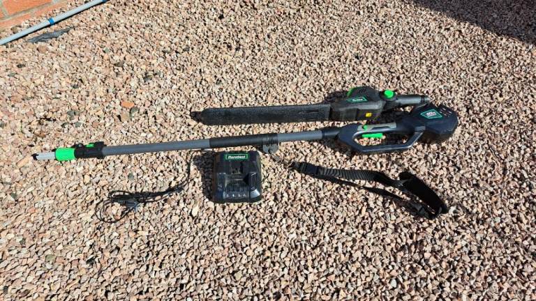 Florabet Long Reach Hedge Trimmer 40v battery 