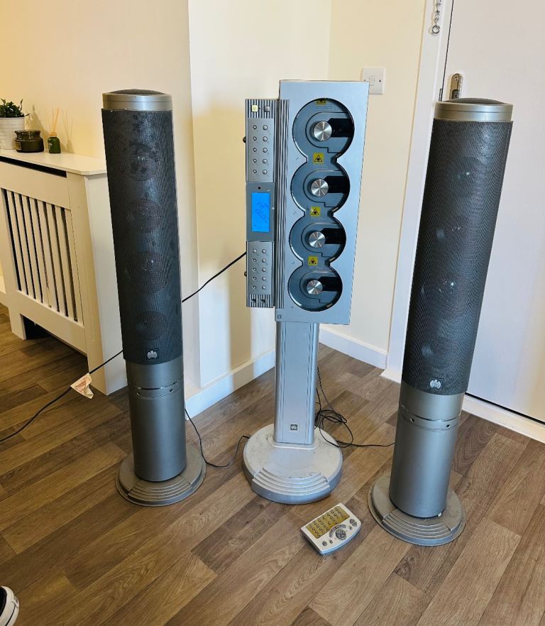 Ministry of sound while stereo system 