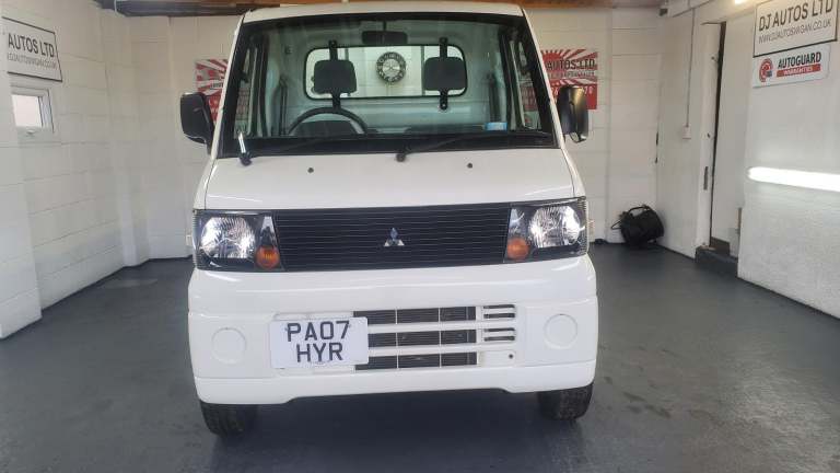 Mitsubishi minicab pickup 650cc 4wd fresh japanese import only 18k miles 07
