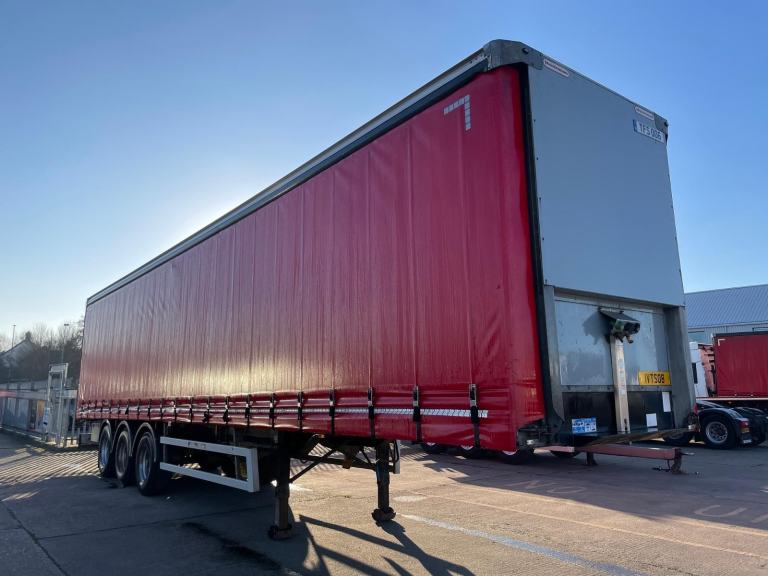 MONTRACON 45FT CURTAINSIDE TRAILER - 2015 - C385972