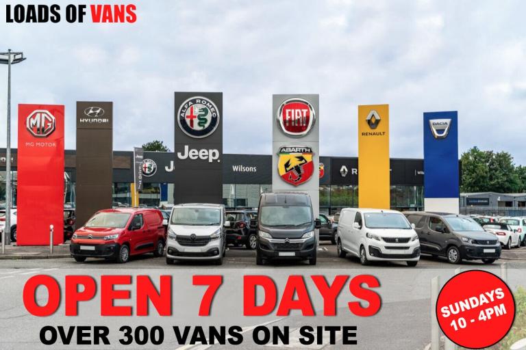 2025 Renault Trafic SL30 Blue dCi 130 Advance [Safety] Panel Van Diesel Manual