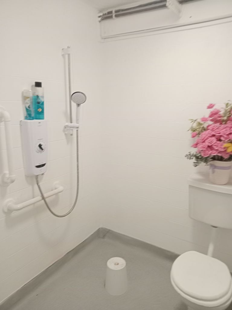 Urgent : Swap Council Flats - Pleass Read - Swap 1 bed for NEW FLAT SURREY