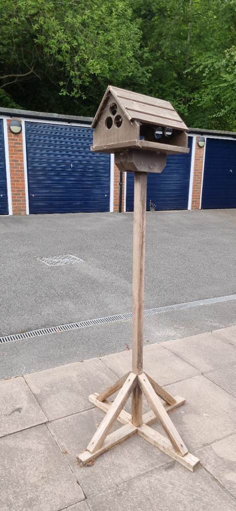 FREE Wooden Bird House Feeder on Stand – Good Condition