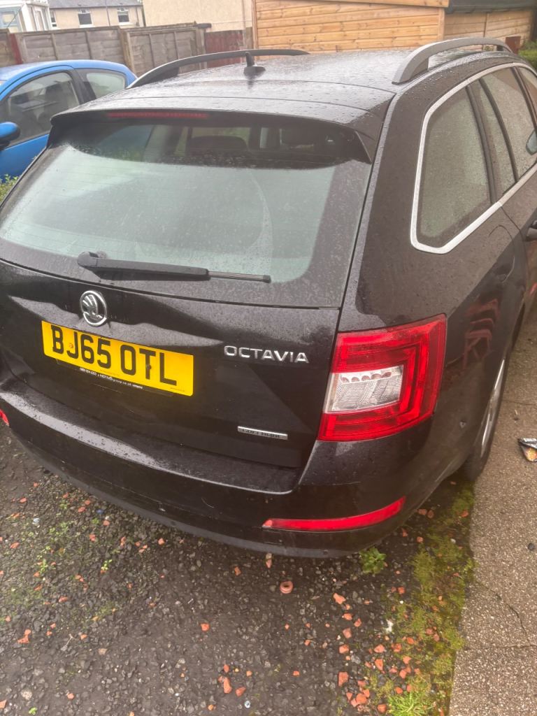 Skoda, OCTAVIA, Estate, 2015, Manual, 1598 (cc), 5 doors